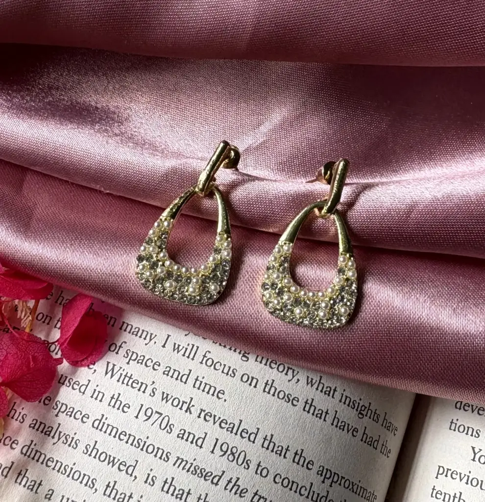 Pearl Embellished Drop S0047