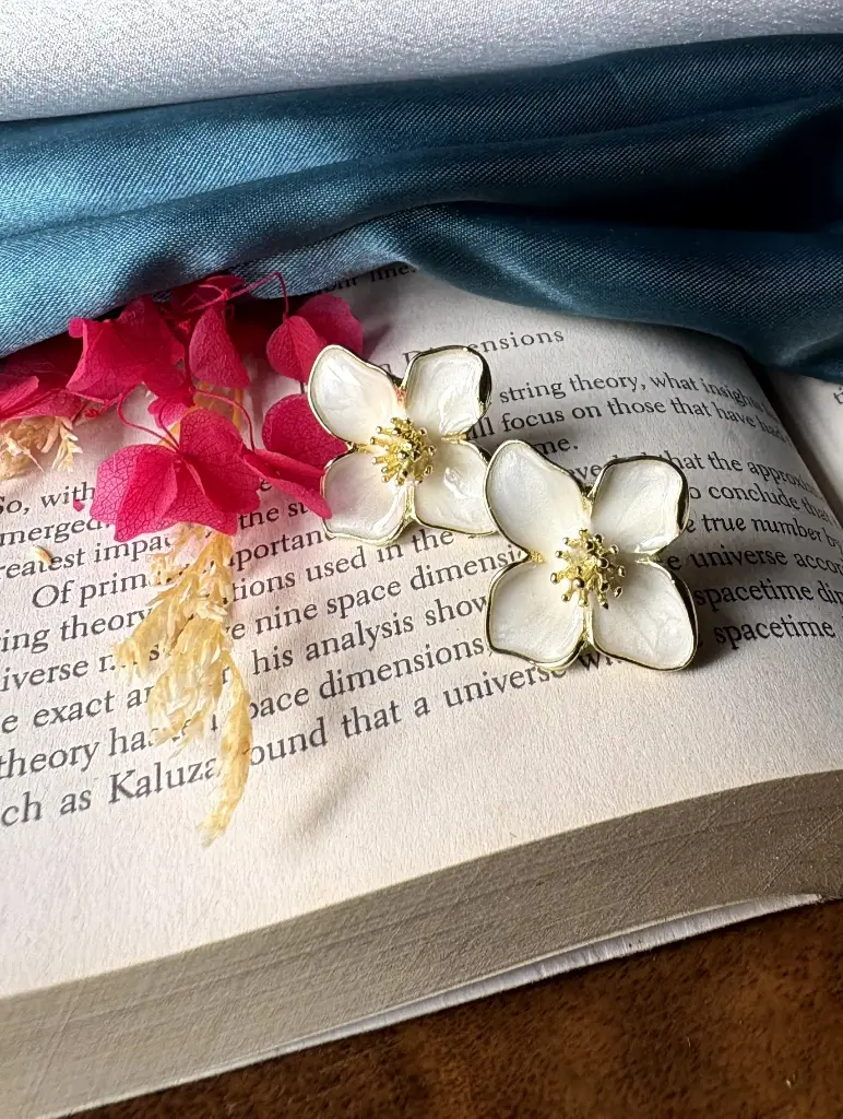 White Flower S0058