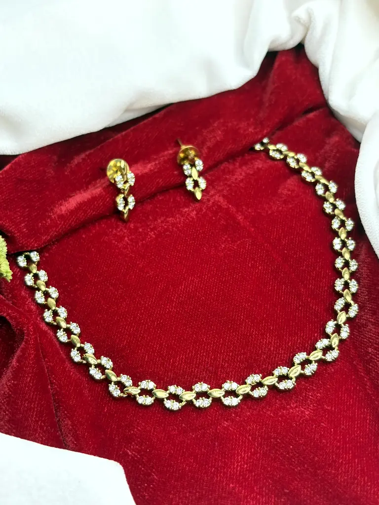 Line Minimal Necklace N0055