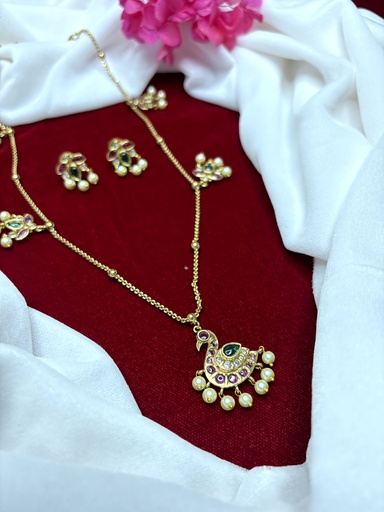 Minimal duck necklace N0009