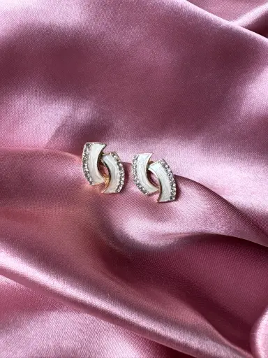 Twin c stud S0006