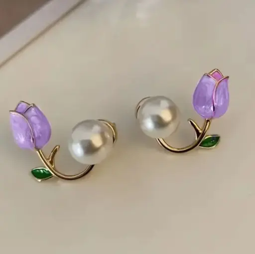 Purple Tulip with Pearl S0016