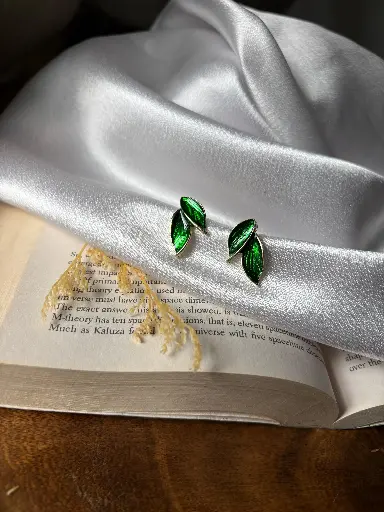 Twin Green Leaf S0025