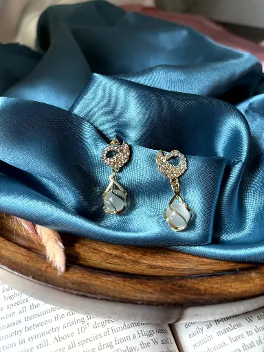 Swam Drop Earring S0031