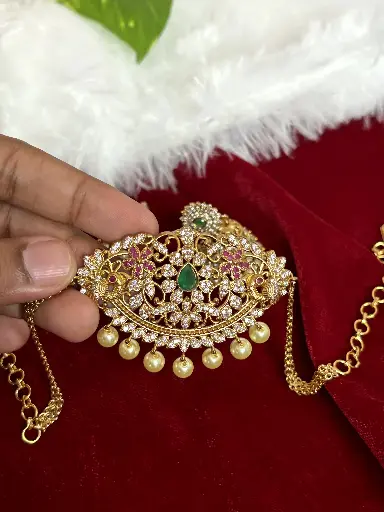 Traditional Flower Chocker C0005
