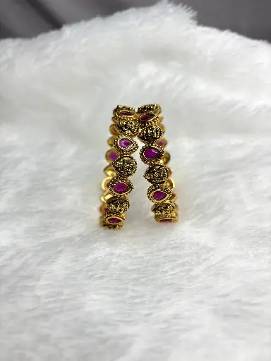 Red Kemp Laksh Bangle B0012
