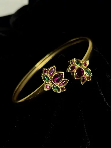 Lotus Kada Bangle B0014
