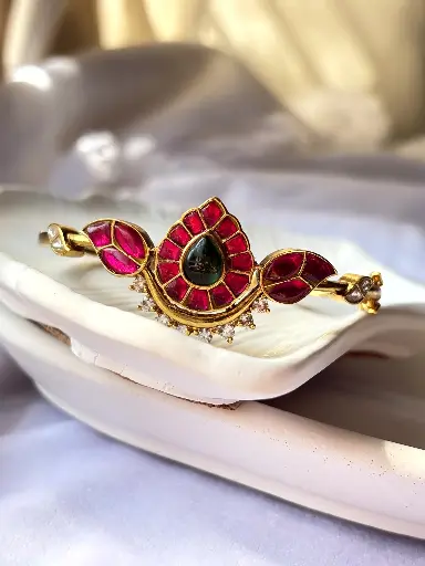 Jadau Kundan Bracelet B0013