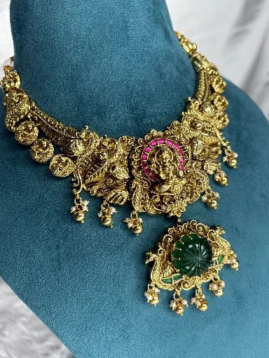 Mega Carved stone Necklace N0059